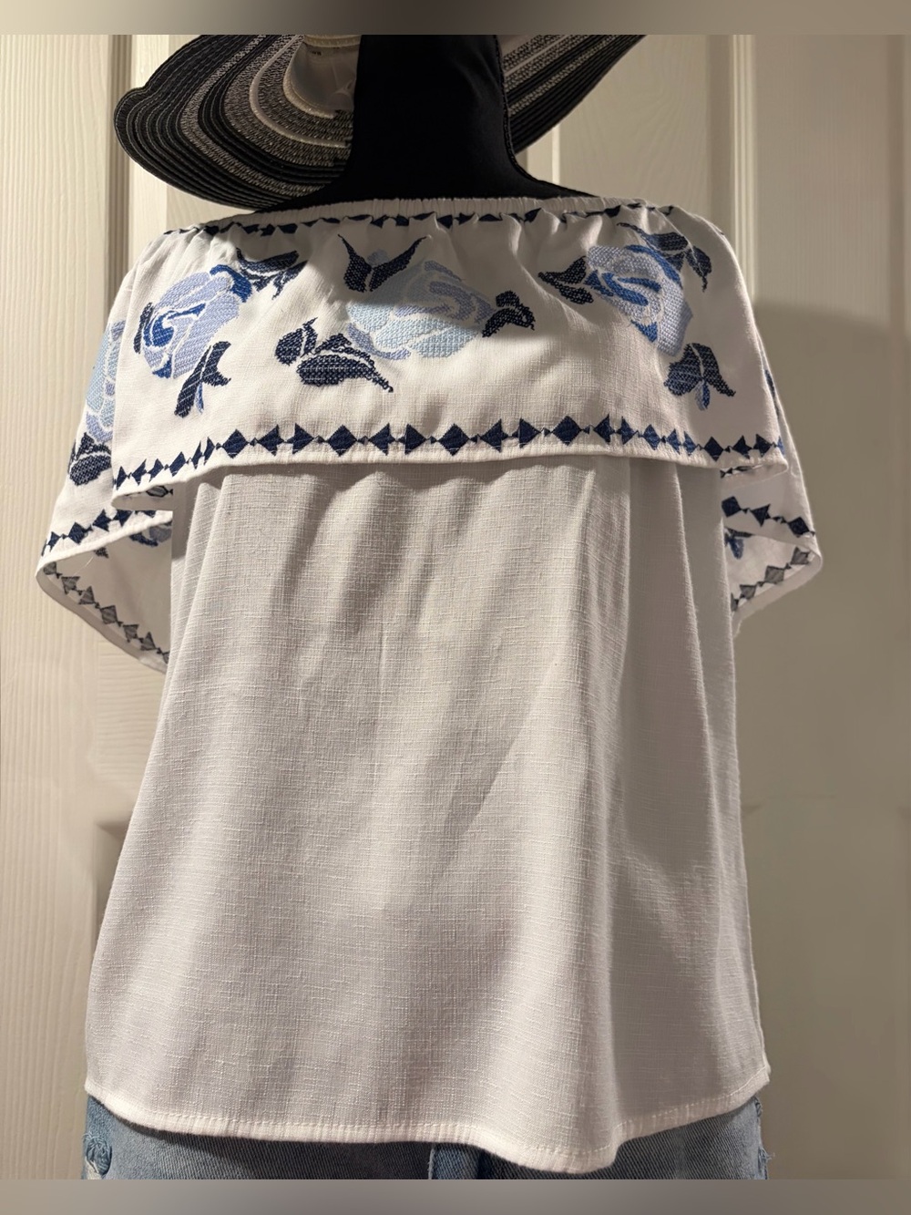 Francesca's Blue Rain Anissa Off The Shoulder Embroidered Ruffle Top Size M